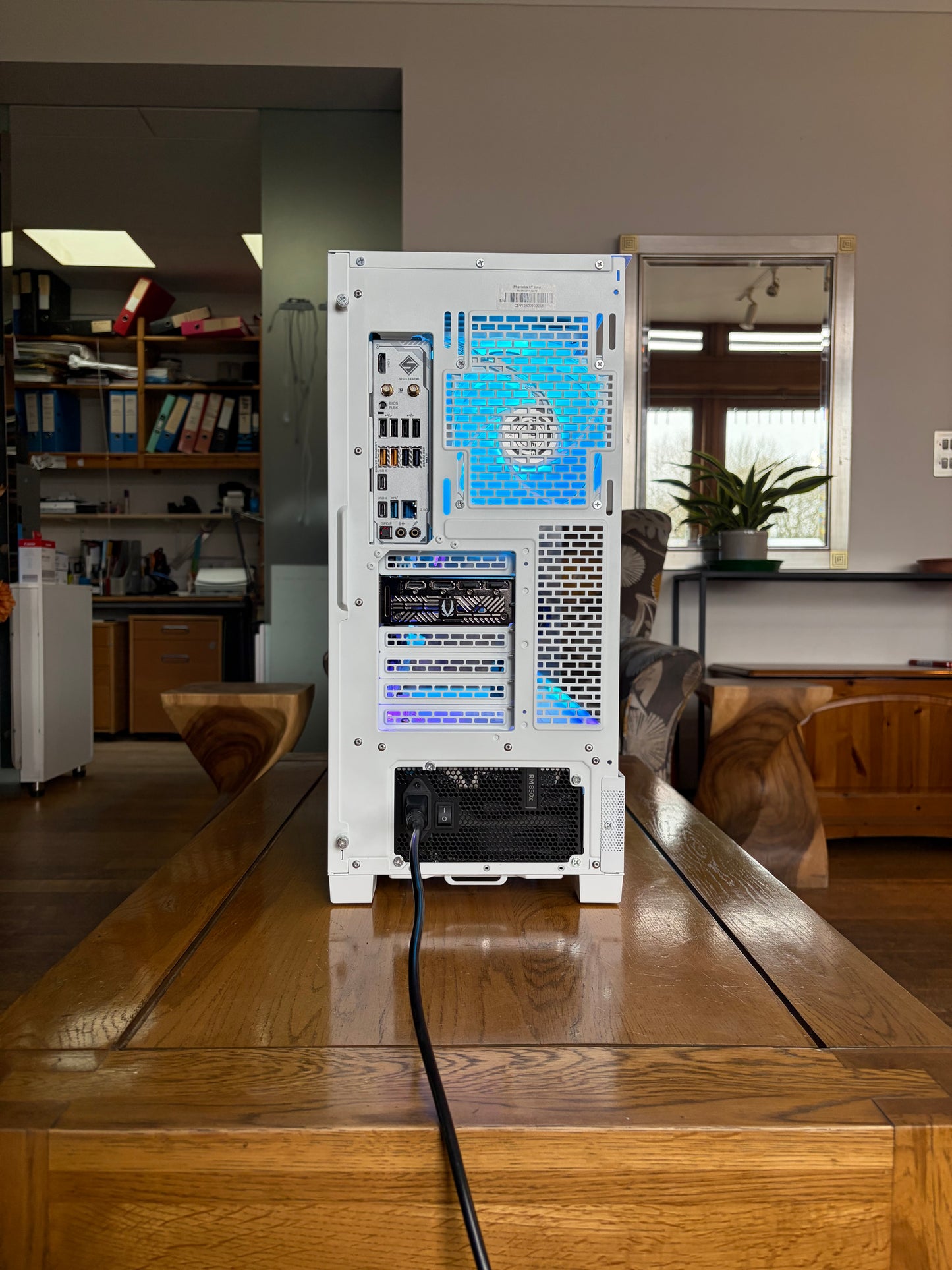 High End Gaming Pc- Rtx 5070 12GB, Ryzen 7 7800X3D, 32GB DDR5, 2TB M.2 SSD