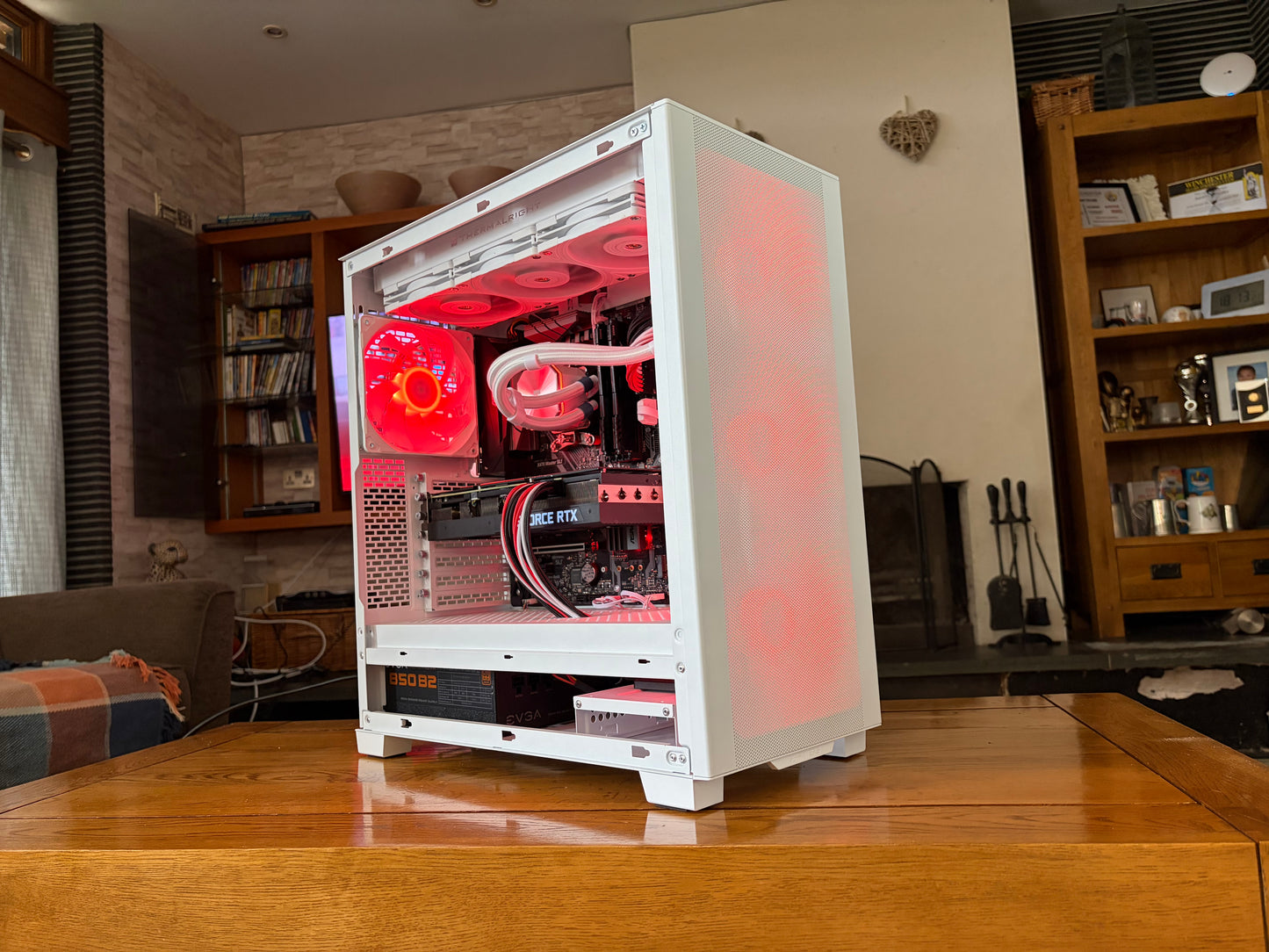 Gaming Pc- Rtx 3080 Ti 12GB, Ryzen 5800X, 32GB DDR4, 2TB M.2 SSD