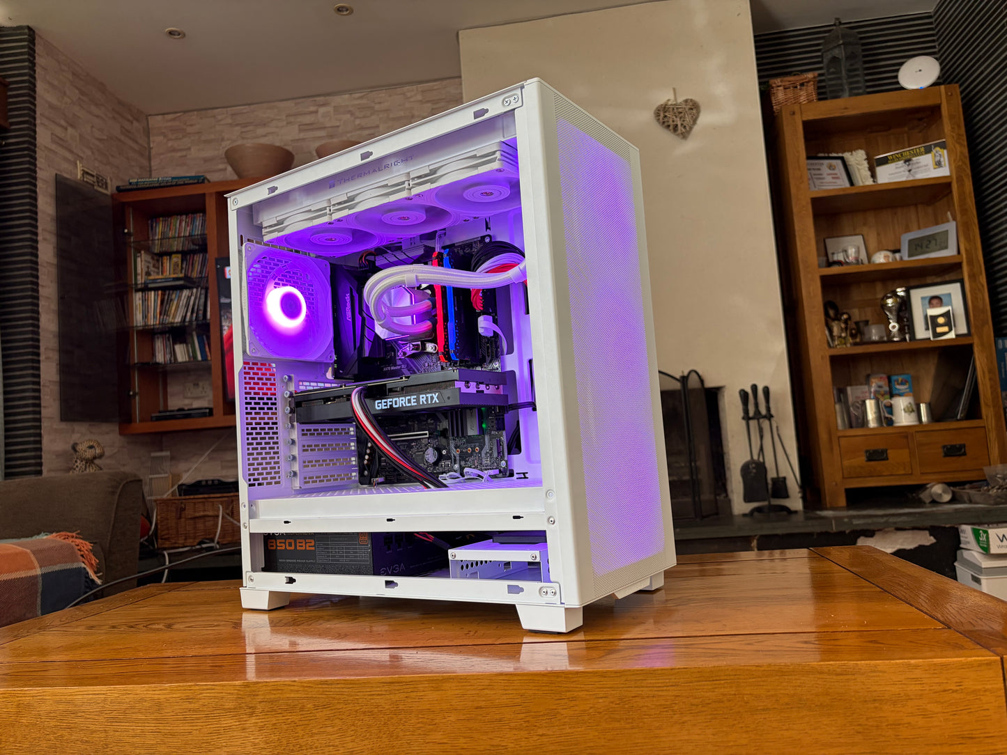 Gaming Pc- Rtx 3070 8GB, Ryzen 5800X, 16GB RGB DDR4, 1TB SSD