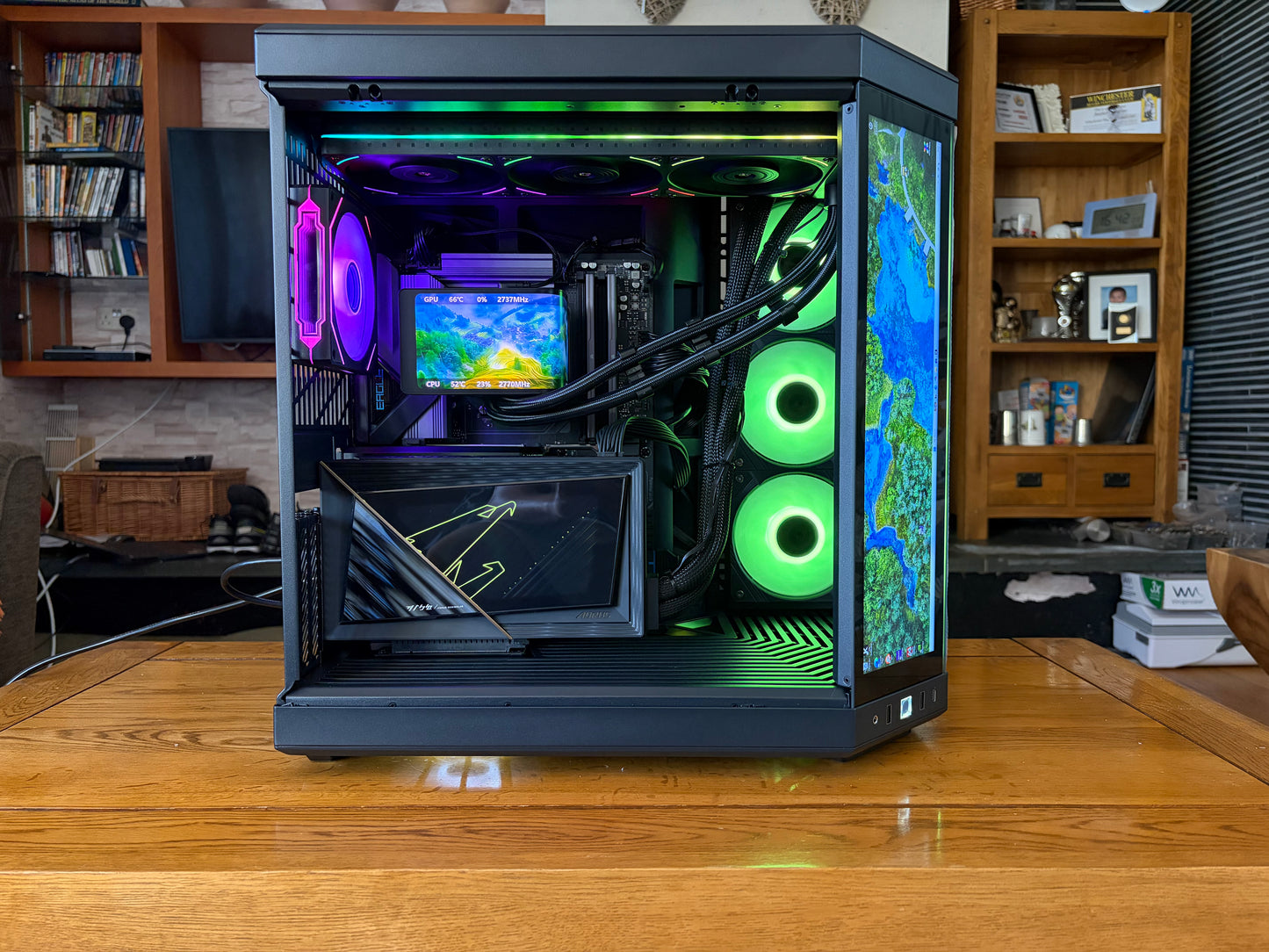 Ultimate Gaming Pc- Rtx 5090 32GB, Ryzen 9 9950X3D, 64GB DDR5, 4TB M.2 SSD