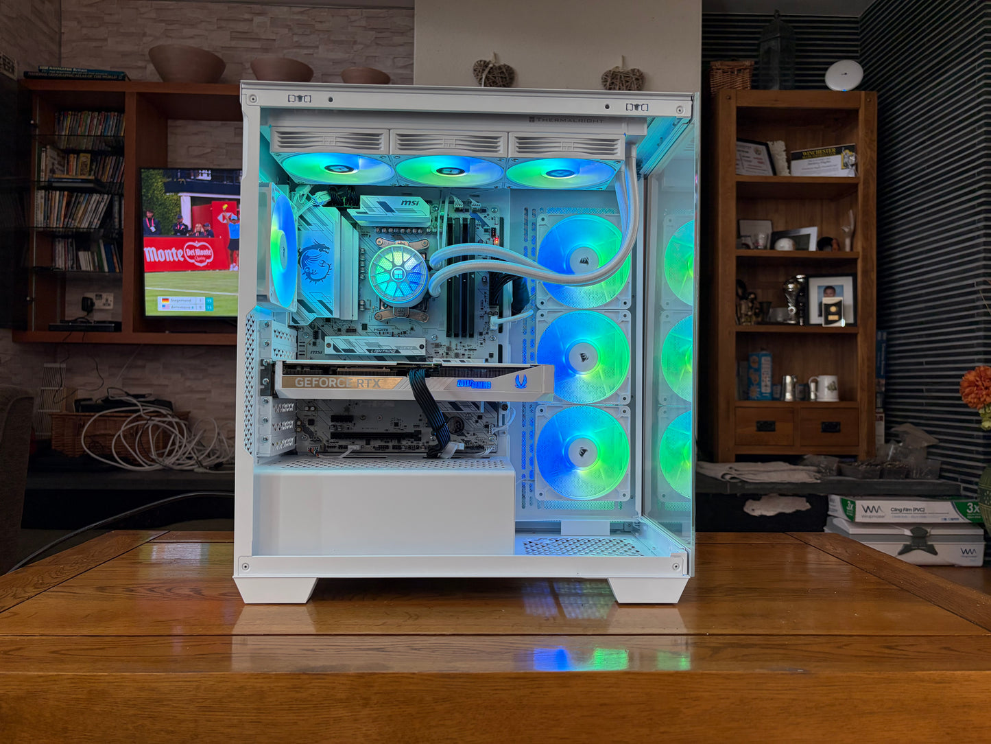 High End Gaming Pc- Rtx 5070 12GB, Ryzen 7 9800X3D, 32GB DDR5, 2TB M.2 SSD