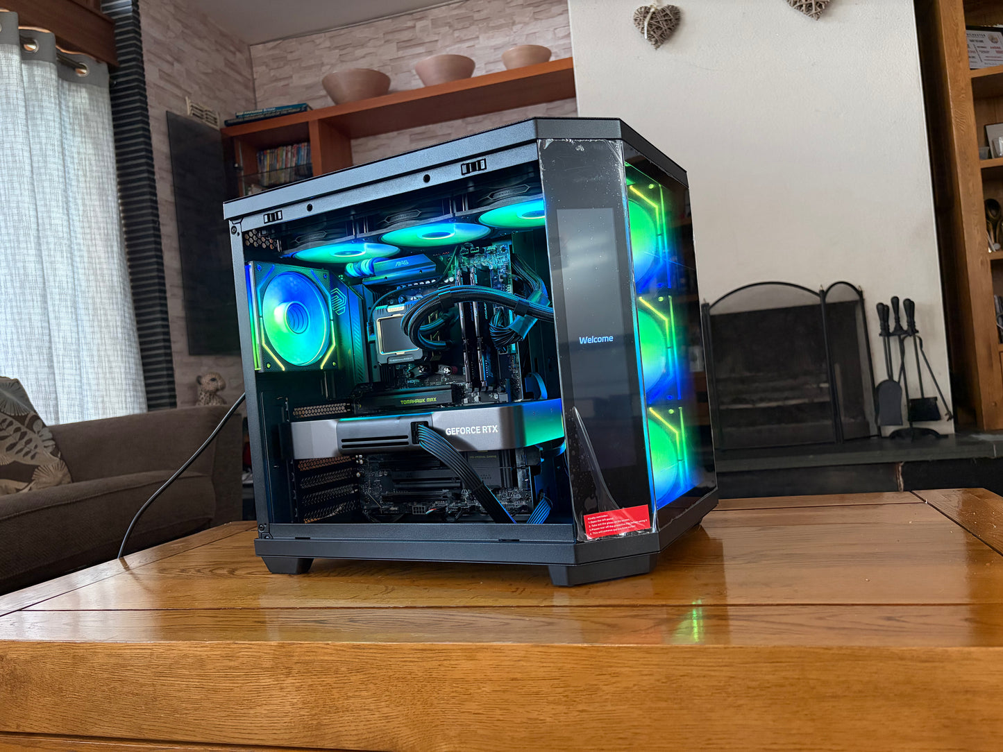 High End Gaming Pc- Rtx 5080 16GB, Ryzen 9800X3D, 32GB DDR5, 2TB M.2 SSD